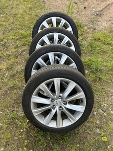 Lexus originaal veljed+rehvid 17” (1 foto / 2)