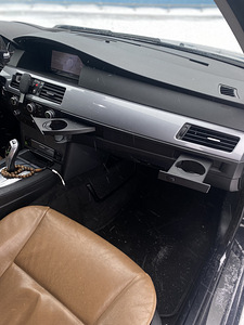 BMW 530xd 173kw (9 foto / 14)