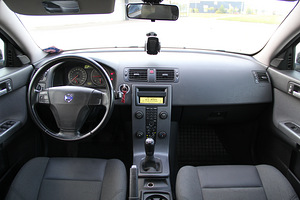 Volvo V50 (8 фото из 12)