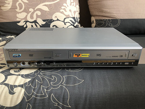 Samsung DVD-V7600K (1 foto / 2)