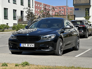 BMW 320D GT Luxury (2 foto / 9)