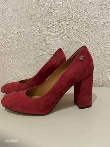 Красные туфли (фото #2)