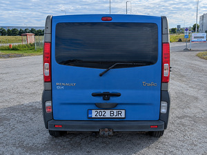 Renault Trafic 2.0 66 кВт (8 фото из 10)