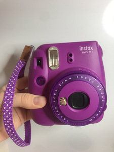 Камера Instax mini 9