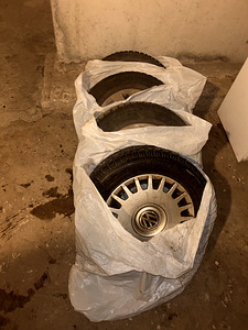 Wolkswagen Goodyear m+s 195/65r15 (5 foto / 5)