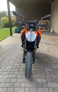 Продается в хорошем состоянии KTM DUKE 125 (2 фото из 10)