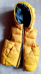 Zara vest, 98 (2 foto / 2)