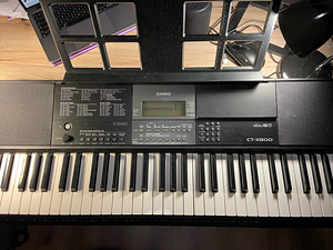 Casio CT-X800 (2 фото из 2)