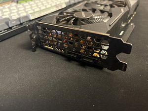 GIGABYTE GTX 1660 6GB GAMING OC (6 foto / 8)