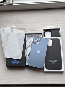 iPhone 12 Pro Max Pacific Blue 256GB (1 foto / 7)