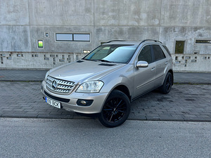 Mercedes Benz (3 foto / 6)