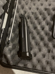 Airsoft Püstol Blowback (4 foto / 7)