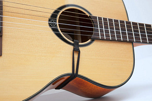Kitarri, ukulele, saksofoni jne. kaelarihm, universaalne (3 foto / 6)