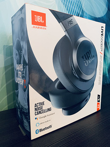 Kõrvaklapid JBL LIVE650BTNC (3 foto / 3)