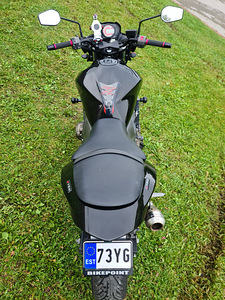 Kasasaki Z750 (6 foto / 7)
