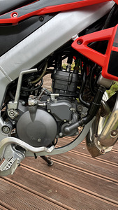 Aprilia SX50 2020 (8 фото из 8)