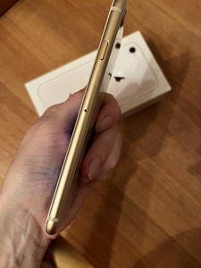 iPhone 8 64гб (7 фото из 7)