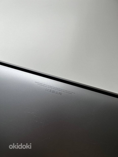 Macbook Pro 15 inch 2018 256 GB (foto #3)