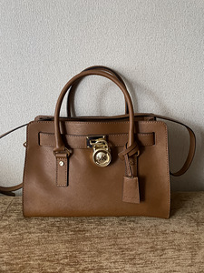 Сумка из кожи Michael Kors (4 фото из 4)