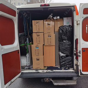 Klaveri transport,veoteenused, prügivedu (7 foto / 8)