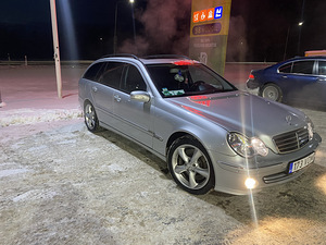 Продается. Mercedes-Benz c320 v6. 165kw (8 фото из 10)