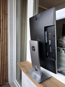 HP EliteDisplay E232 – 23” IPS monitor, Full HD (1 foto / 3)
