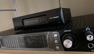 Universal Audio Apollo 8 QUAD 18x24 Thunderbolt 2 Audio Int (3 foto / 6)