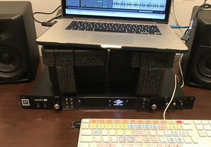 Universal Audio Apollo 8 QUAD 18x24 Thunderbolt 2 Audio Int (6 foto / 6)