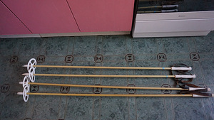 Retro suusakepid 2 paari 130cm., 140cm. (2 foto / 3)