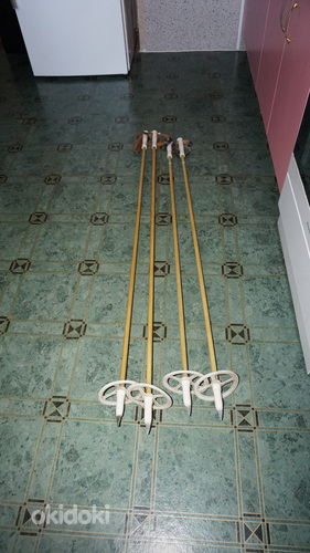 Retro suusakepid 2 paari 130cm., 140cm.