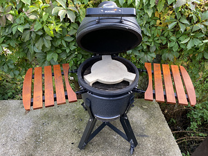 Kamado Mustang M 18” керамический гриль (1 фото из 5)