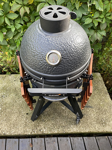 Kamado Mustang M 18” керамический гриль (4 фото из 5)