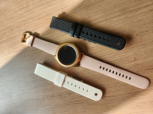 Samsung galaxy watch (5 foto / 5)