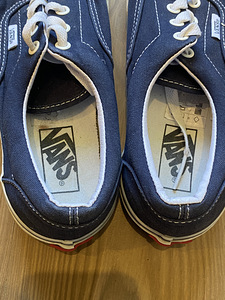 Vans nr 37 (4 foto / 5)