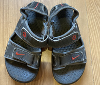 Nike sandaalid nr 29,5