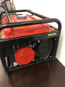 Elektrigeneraator / Bensiinigeneraator. HONDA koopia. Uus. (4 foto / 5)