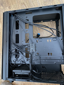 Arvuti kast/korpus (3 foto / 5)