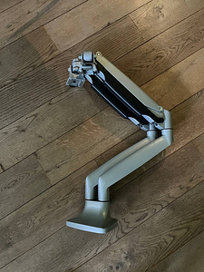 LogiLink BP0043 Dual Monitor Desk Mount, Last day of sale (2 foto / 2)