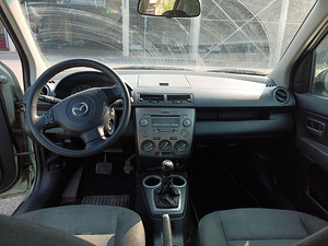 Mazda 2 автомат, 177тыс. пробег (9 фото из 13)