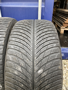 265/40 R19 Michelin (2 foto / 7)