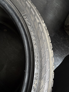 Yokohama BlueEarth Winter V9+Marshal WS71 (7 foto / 9)