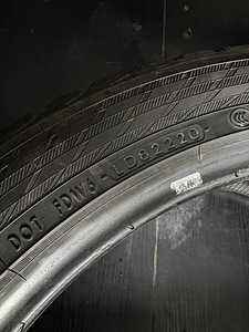 Yokohama BlueEarth Winter V9+Marshal WS71 (9 foto / 9)