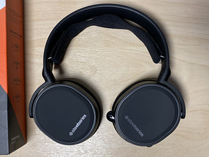 Steelseries Arctis 5 (3 фото из 3)