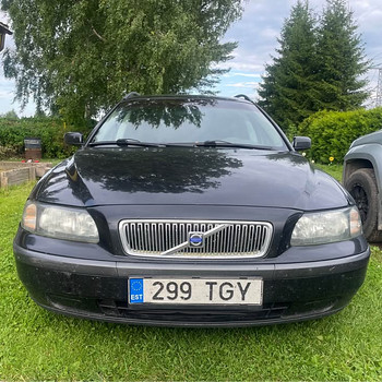 Volvo v70