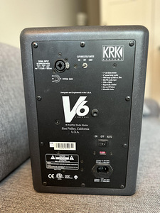 KRK V6 Series 2 Active Studio Monitors (2 foto / 2)