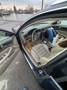 Audi a6 2.5tdi Quattro (9 foto / 12)