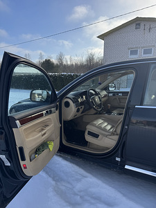Volkswagen touareg (6 foto / 12)