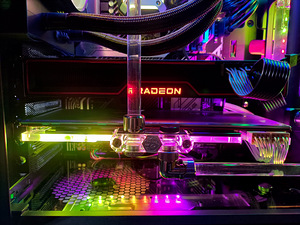 I5 11400 / Radeon VII / RGB / Custom Water loop / 16gb RAM (4 foto / 10)