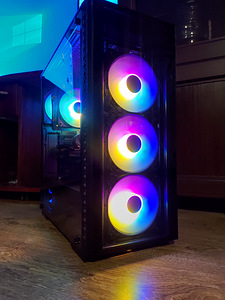 I7 @ 4.4GHZ / RX 5700 8GB / 16GB RAM / SSD / WIN 10 (2 foto / 6)