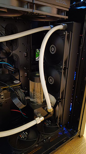 I7 5.0ghz / GTX 1080ti 11gb / 2x360mm Water Custom Loop / OC (6 foto / 10)